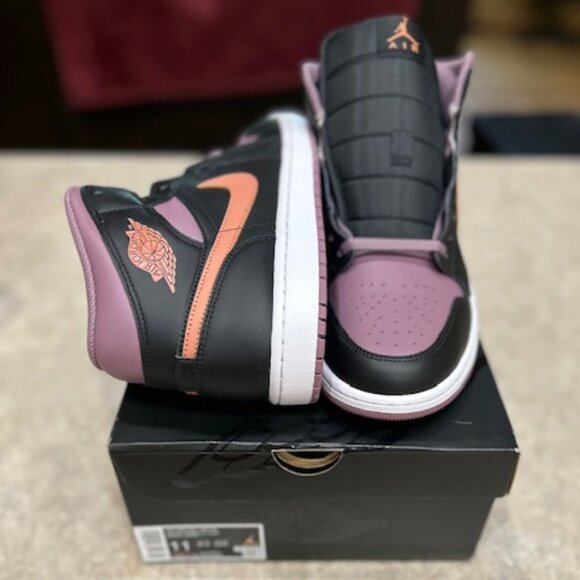 Jordan 1 Mid SE, Black/Sky J orange-Sky J mauve, Size:11, FB9911-008 - Picture 1 of 1